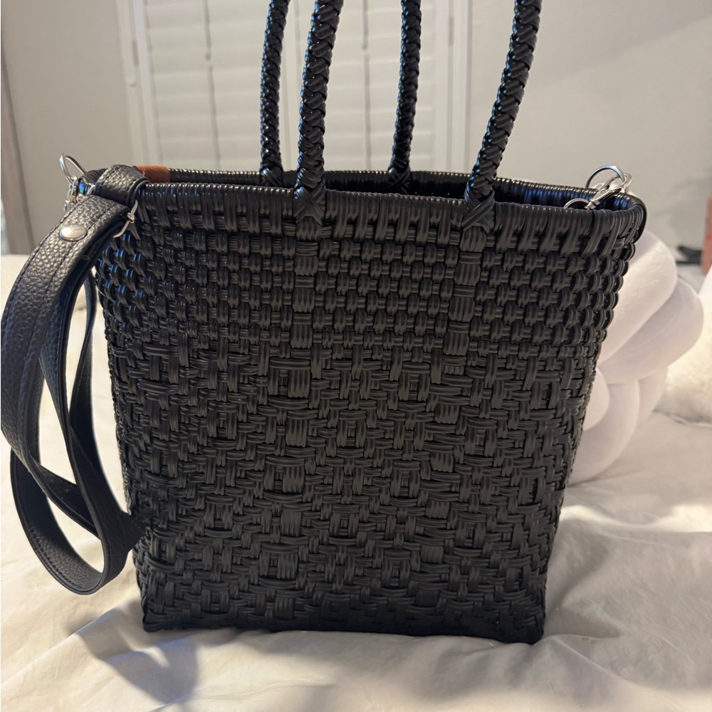 Woven Leather Tote Bag - Black